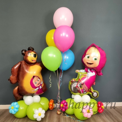Композиция из шаров в тематике «Маша и Медведь» фото